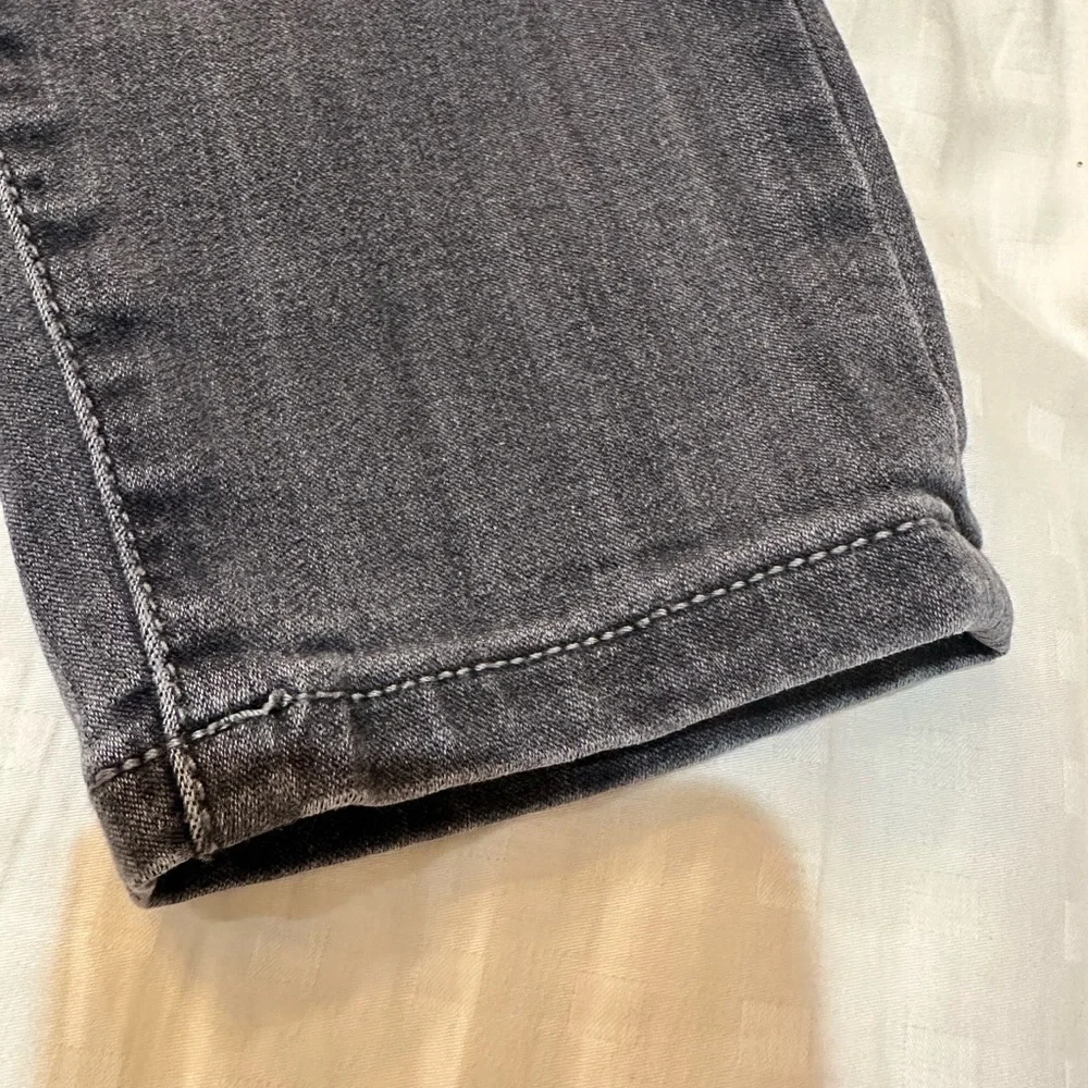 Liverpool Charcoal Jeans Size 6